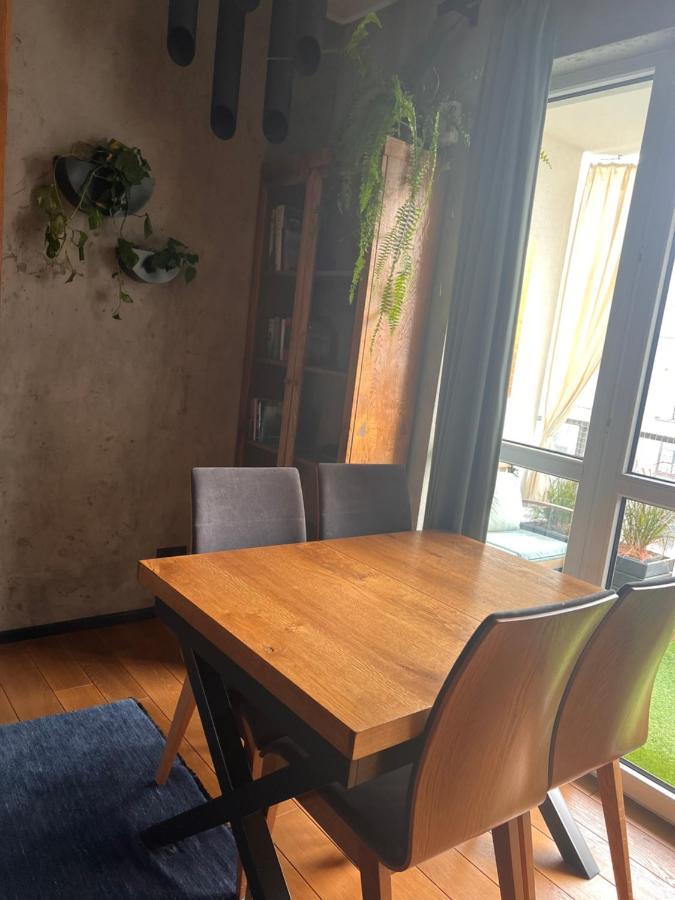 Apartamento Lake Park Apartament With Free Parking Airport Netflix Varsovia Exterior foto