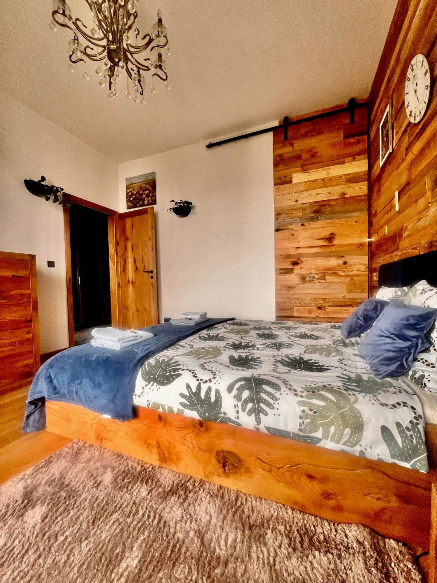Apartamento Lake Park Apartament With Free Parking Airport Netflix Varsovia Exterior foto